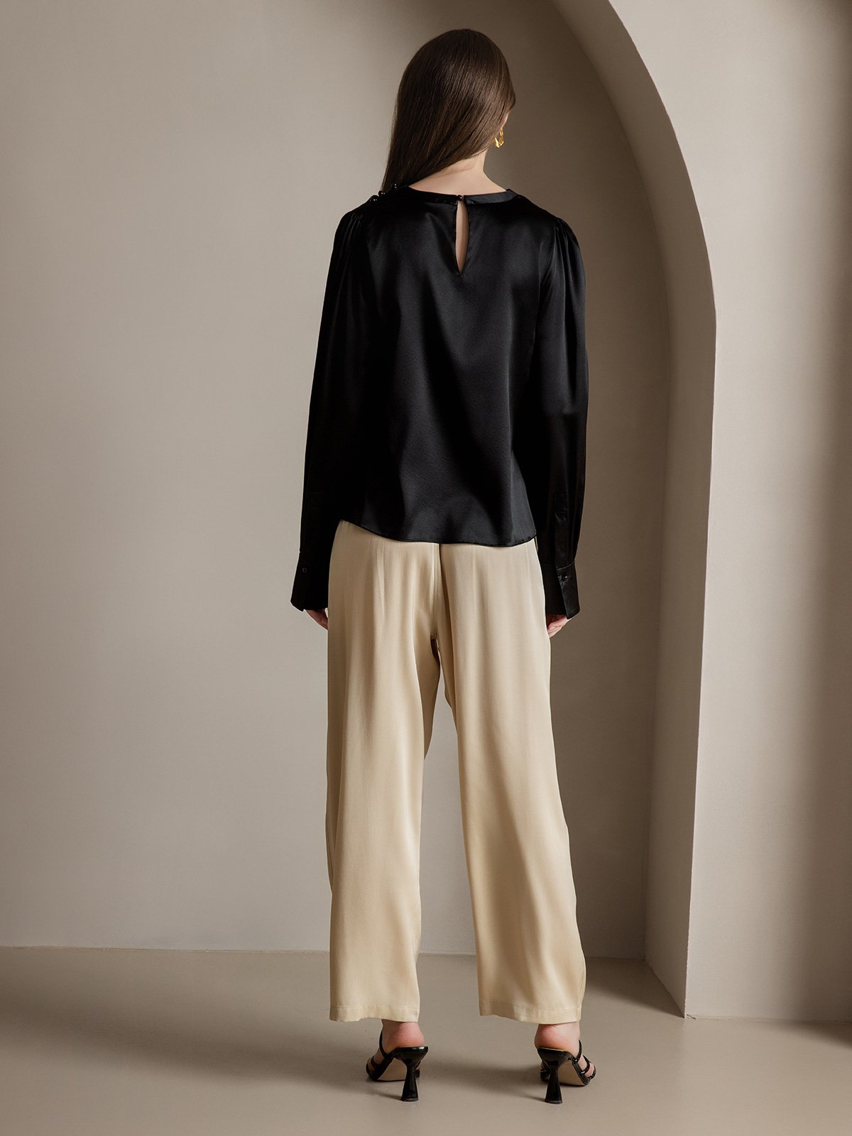 [Black] SilkSilky  Long Sleeve Boat Neck Women's Blouse 002