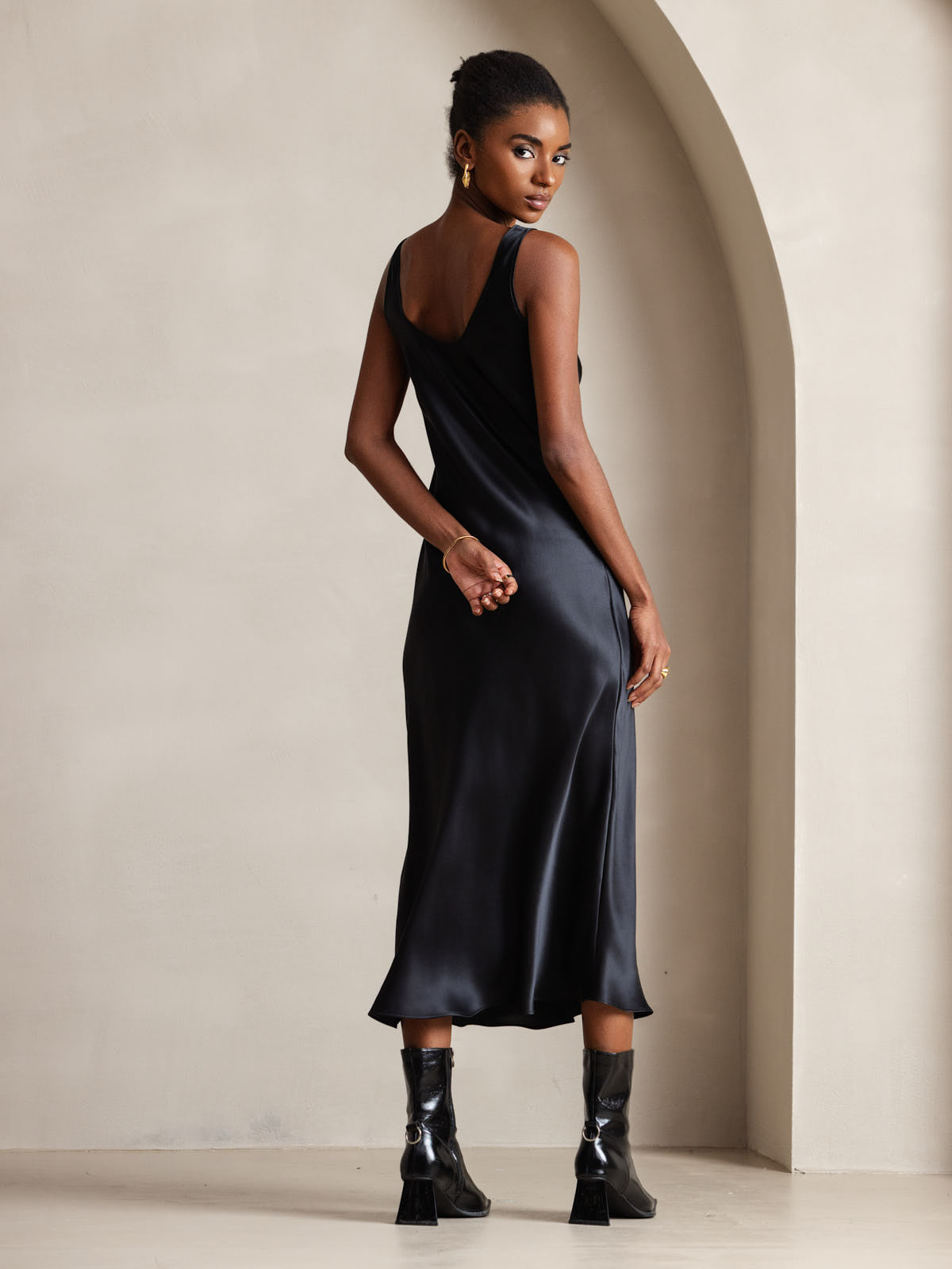 [Black] SilkSilky  Sleeveless Dress 002