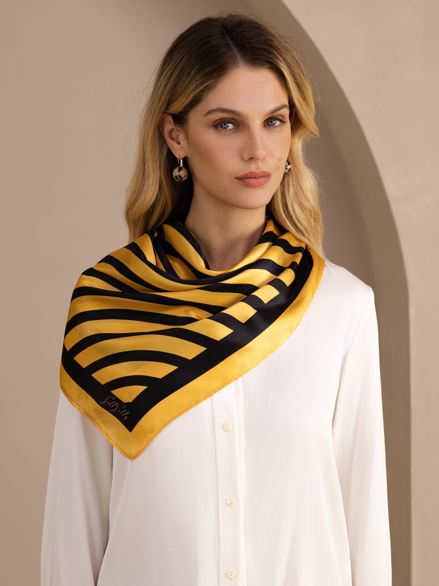 [Yellow Arcs] SilkSilky Scarf 002