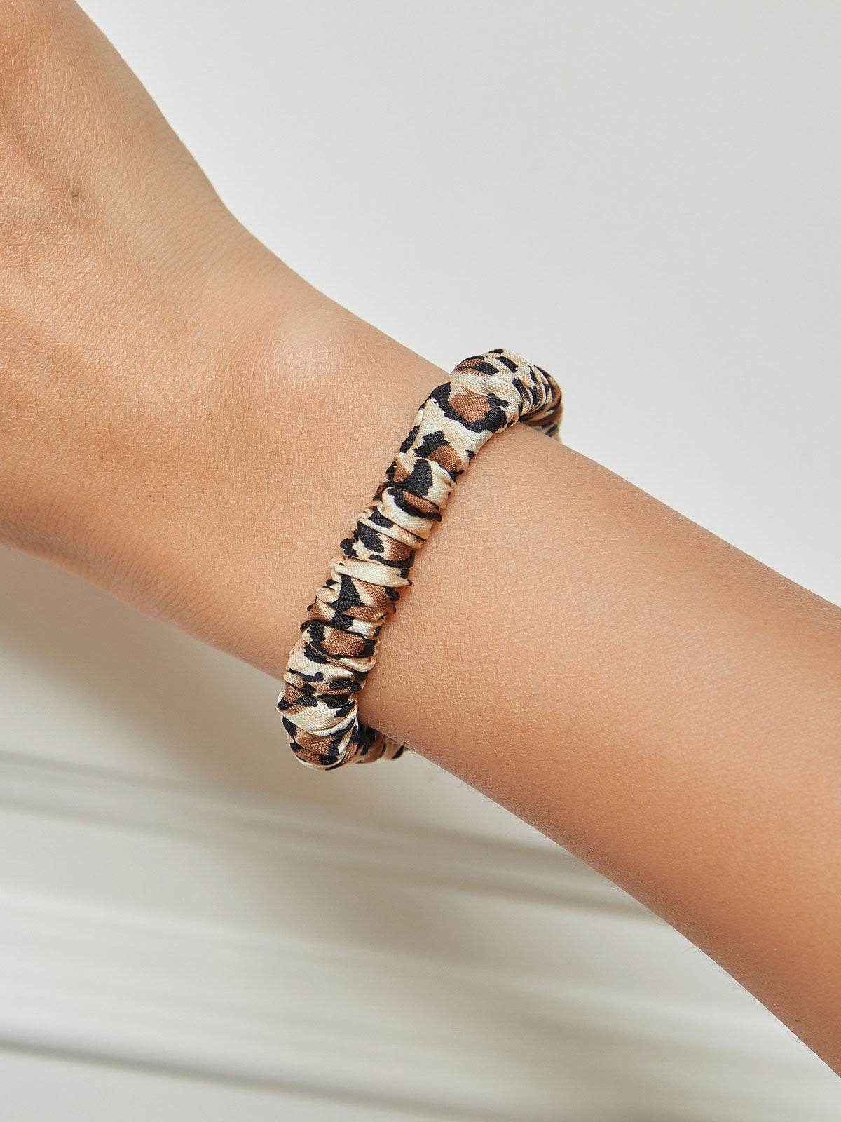 [Leopard] SilkSilky  Scrunchie 001